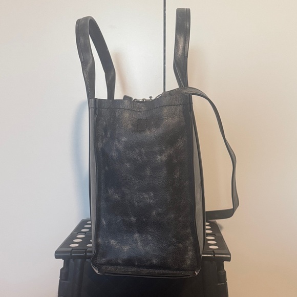 Marc Jacobs Charcoal Leather Tote Bag - Picture 7 of 9